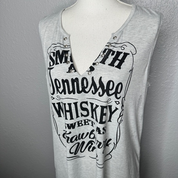 Sleeveless top with Tennessee Whisky on front XL - Picture 4 of 7